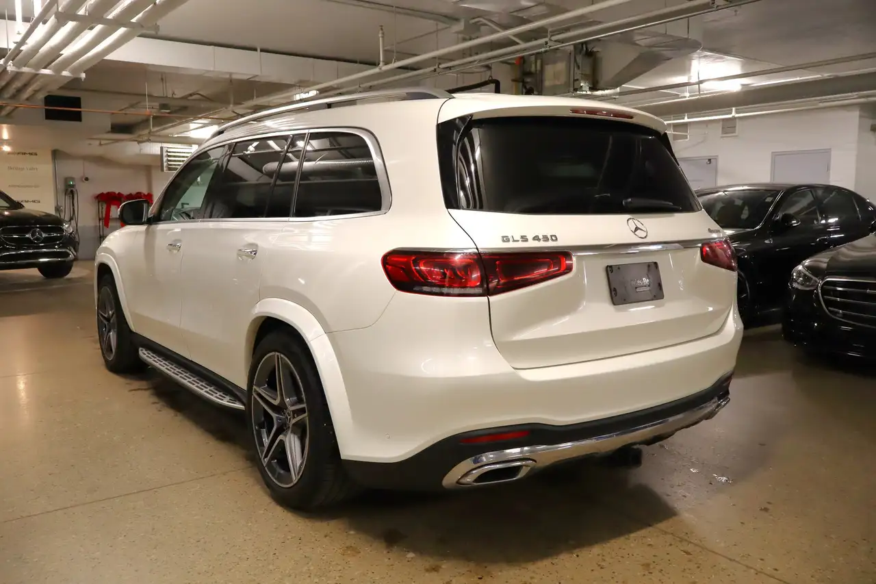 Mercedes-Benz GLS снимка Mercedes-Benz GLS