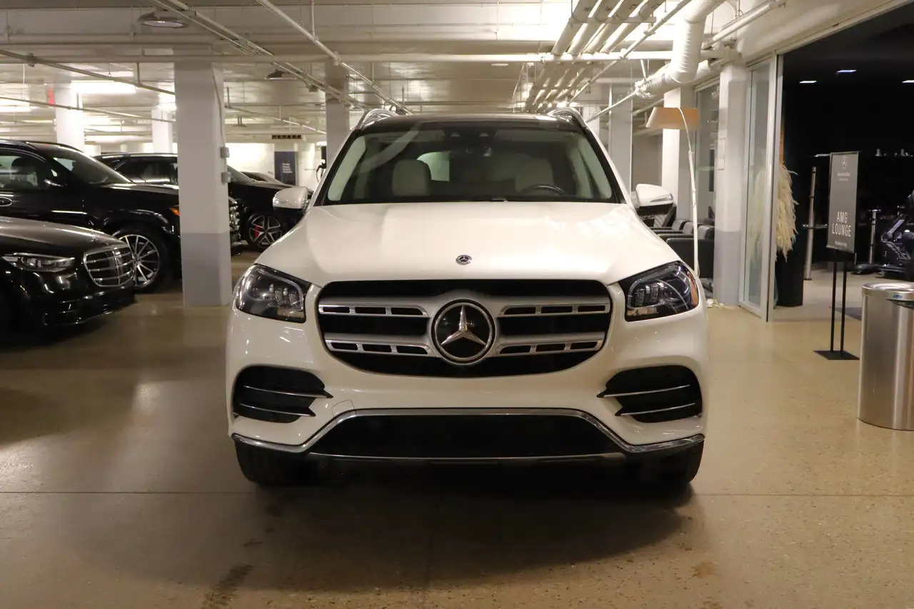 Mercedes-Benz GLS снимка Mercedes-Benz GLS