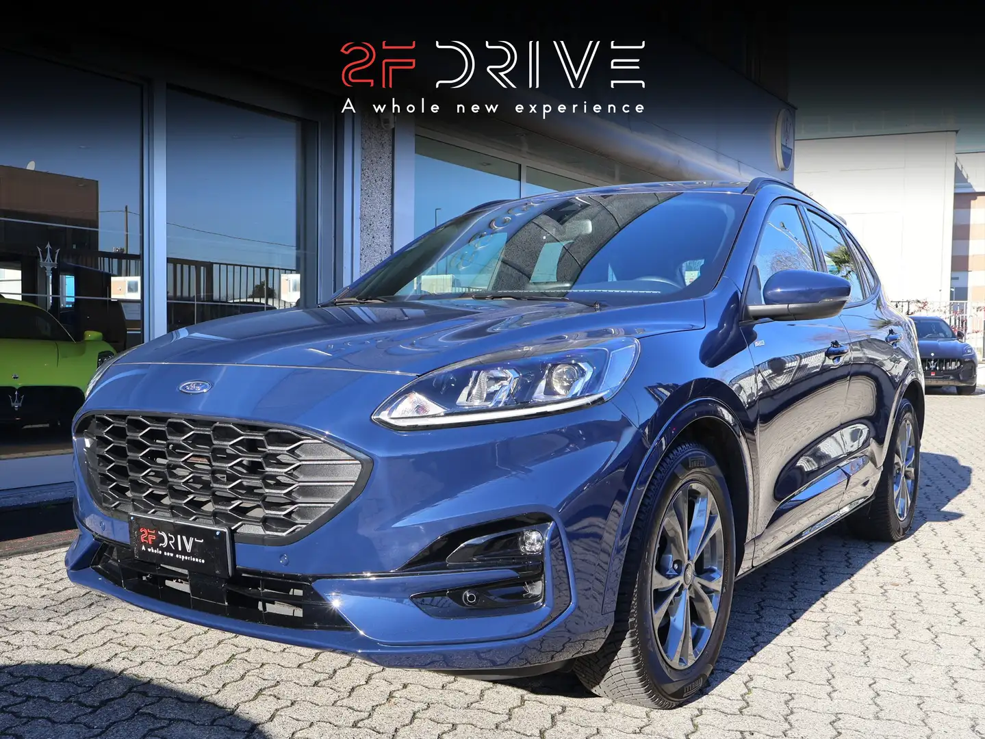 Ford Kuga 2.5 full hybrid ST-Line 2wd 190 CV cvt Blau - 1