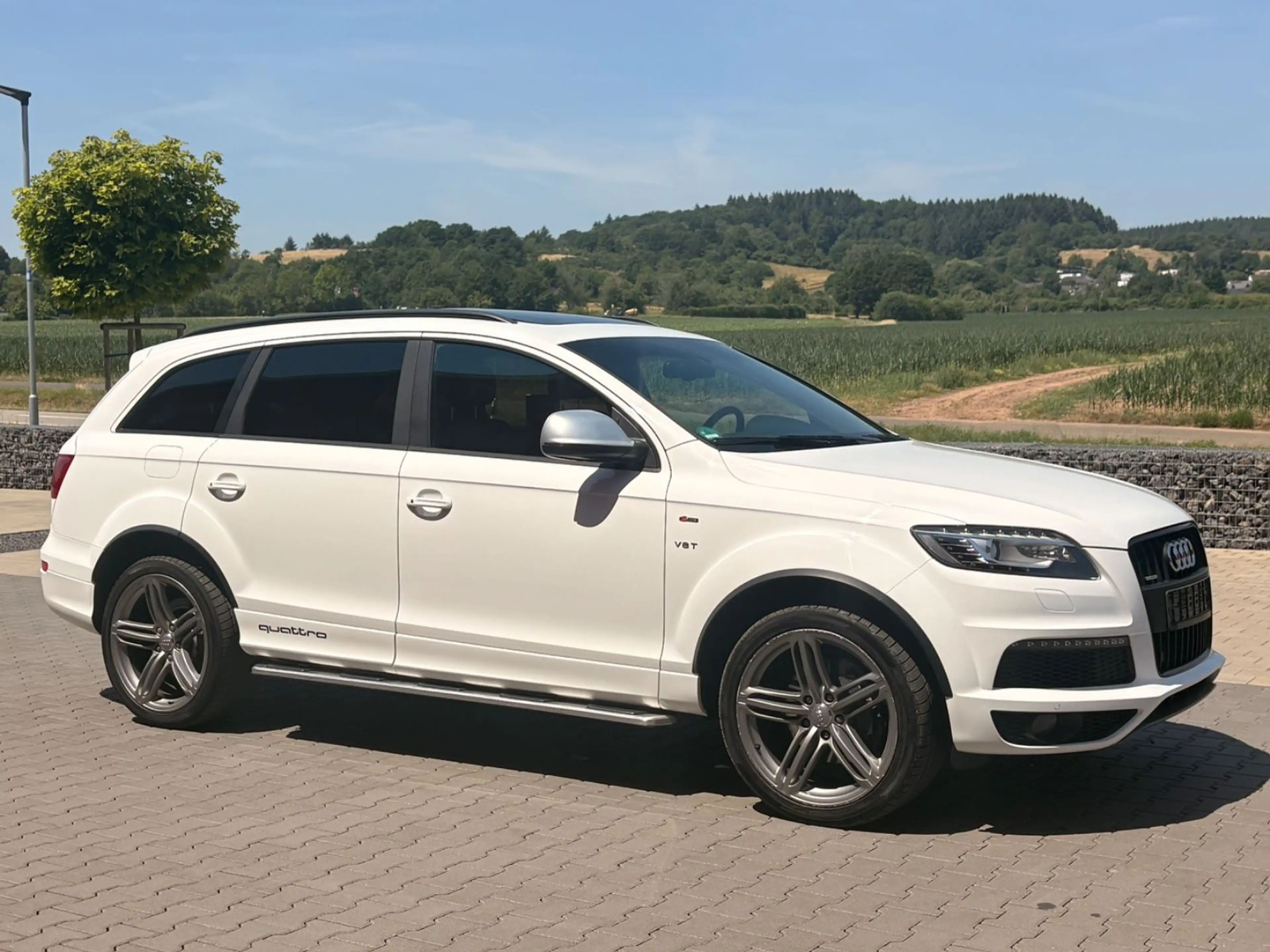 Audi Q7 4.2 TDI V8 S-line 7Sitzer TÜV NEU Volle Hüte — photo 11