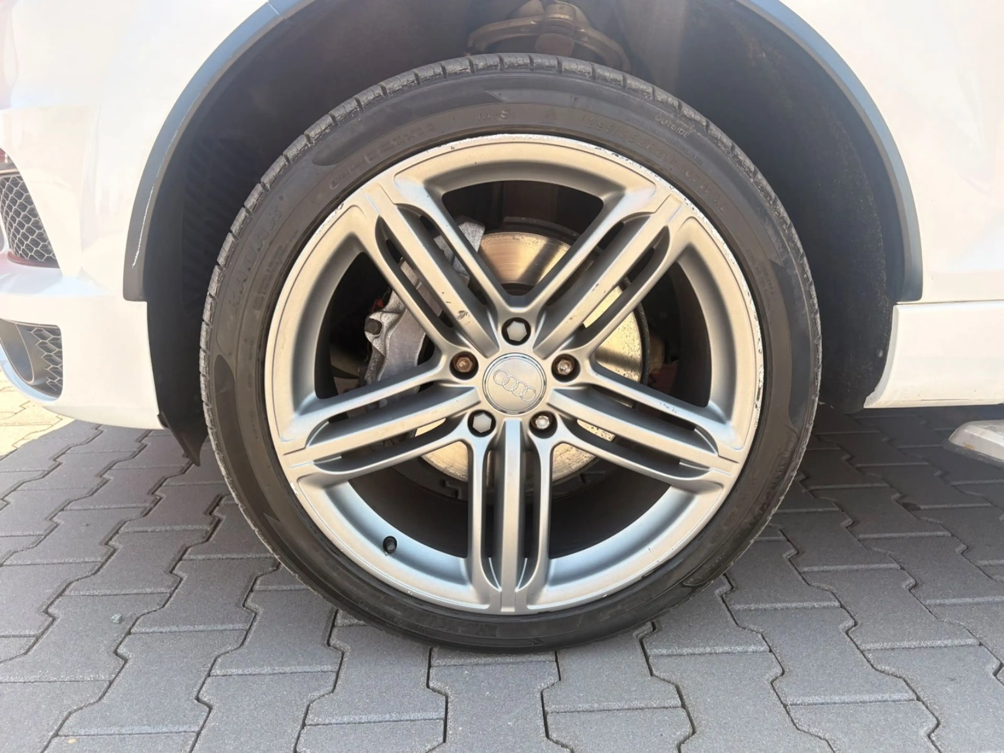 Audi Q7 4.2 TDI V8 S-line 7Sitzer TÜV NEU Volle Hüte — photo 14