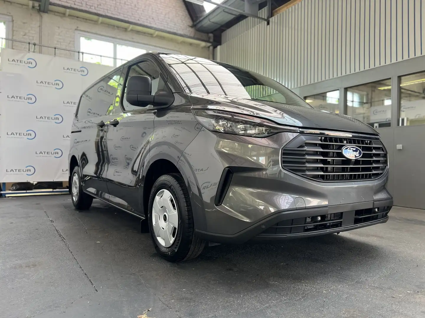 Ford Transit Custom 300S 2.0 TD Trend 136pk M6 - 2