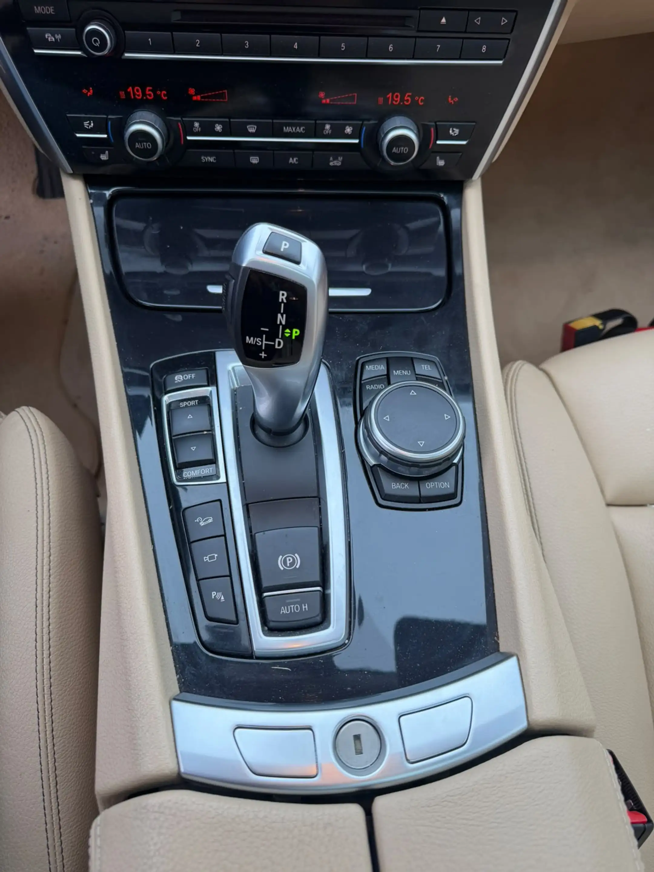 BMW 535 Gran Turismo 535iXA**GT**X-DRIVE**LUXURY**TOIT PANO**CAMERA**FULL OPTIONS!!! — photo 13
