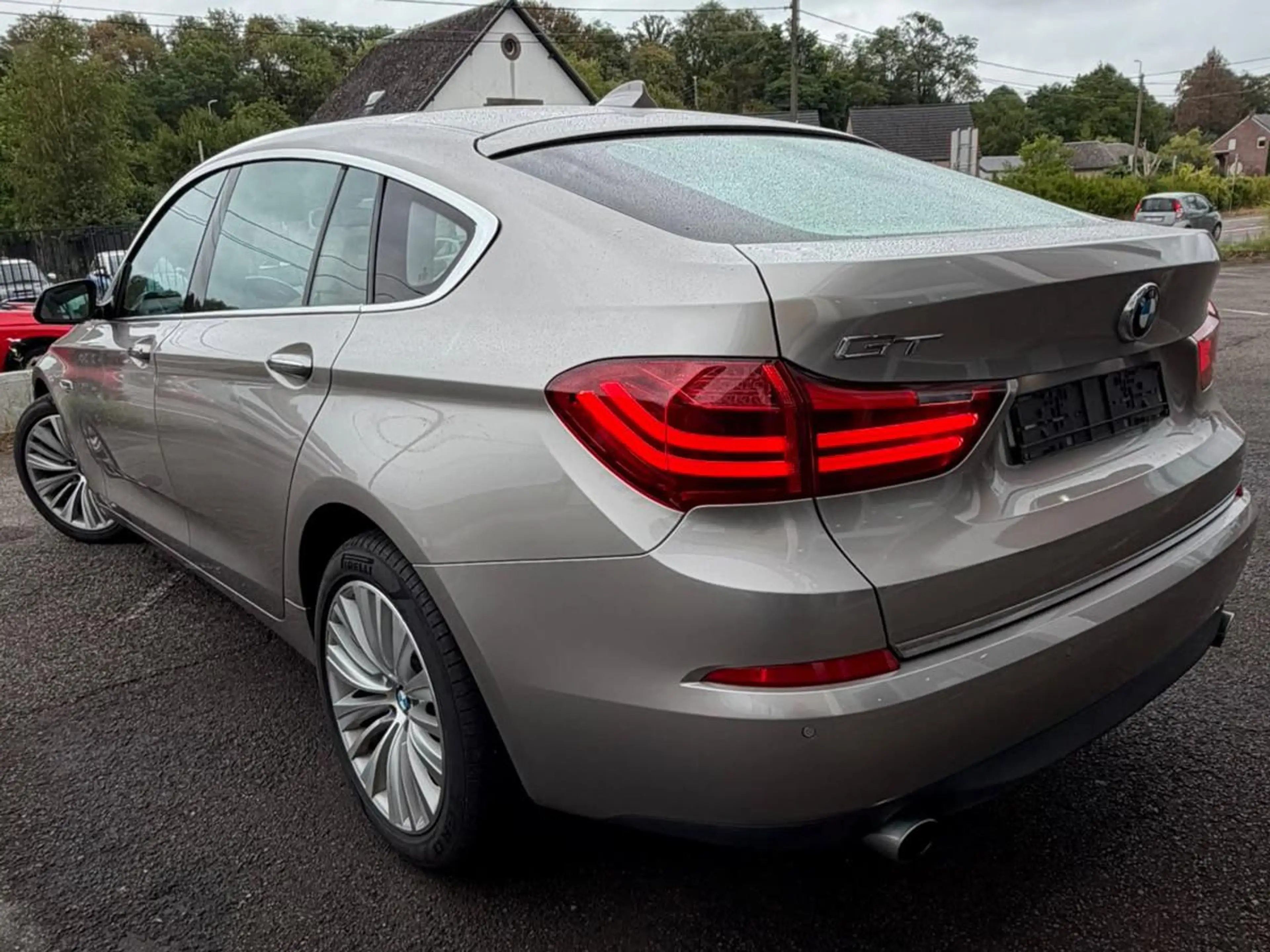 BMW 535 Gran Turismo 535iXA**GT**X-DRIVE**LUXURY**TOIT PANO**CAMERA**FULL OPTIONS!!! — photo 4