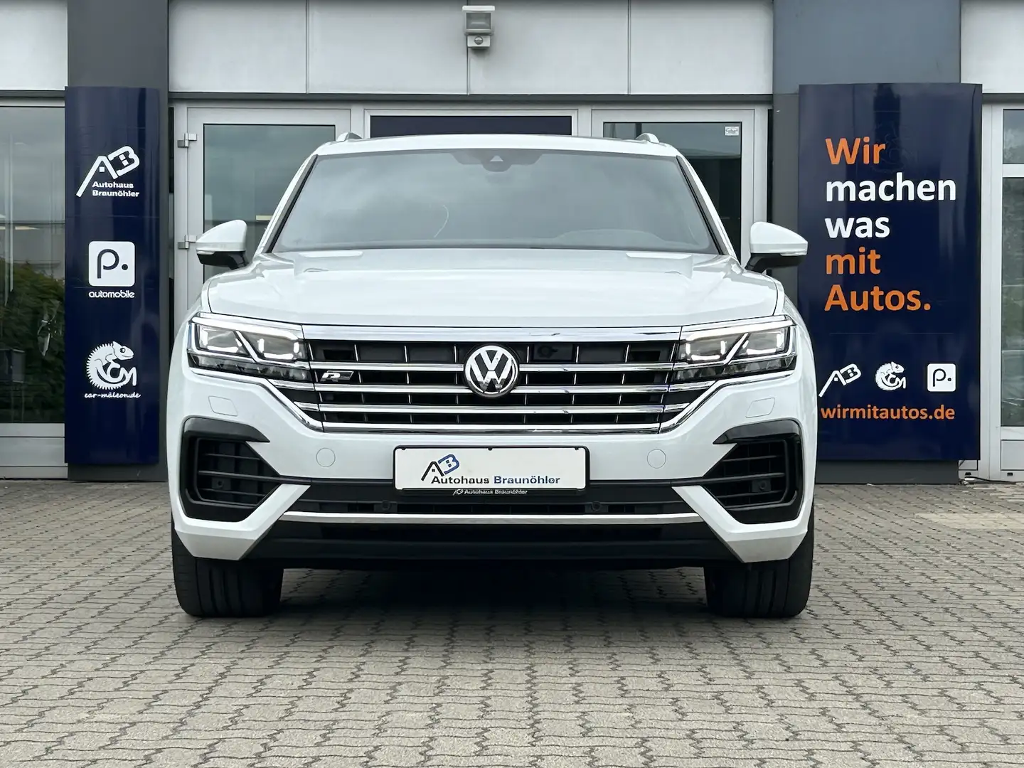 Volkswagen Touareg R-Line 4Motion*IQ*Standhzg*Pano*Luft*HUD* Weiß - 1