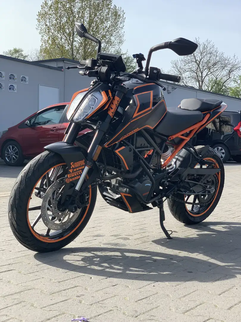 KTM 125 Duke Fekete - 1
