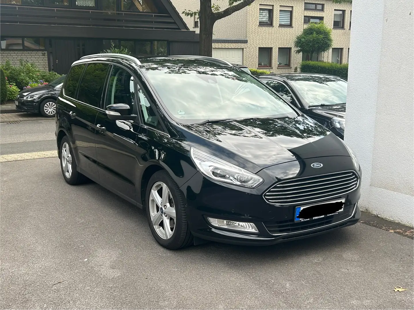 Ford Galaxy Galaxy 2.0 TDCi Aut. Titanium Negru - 1