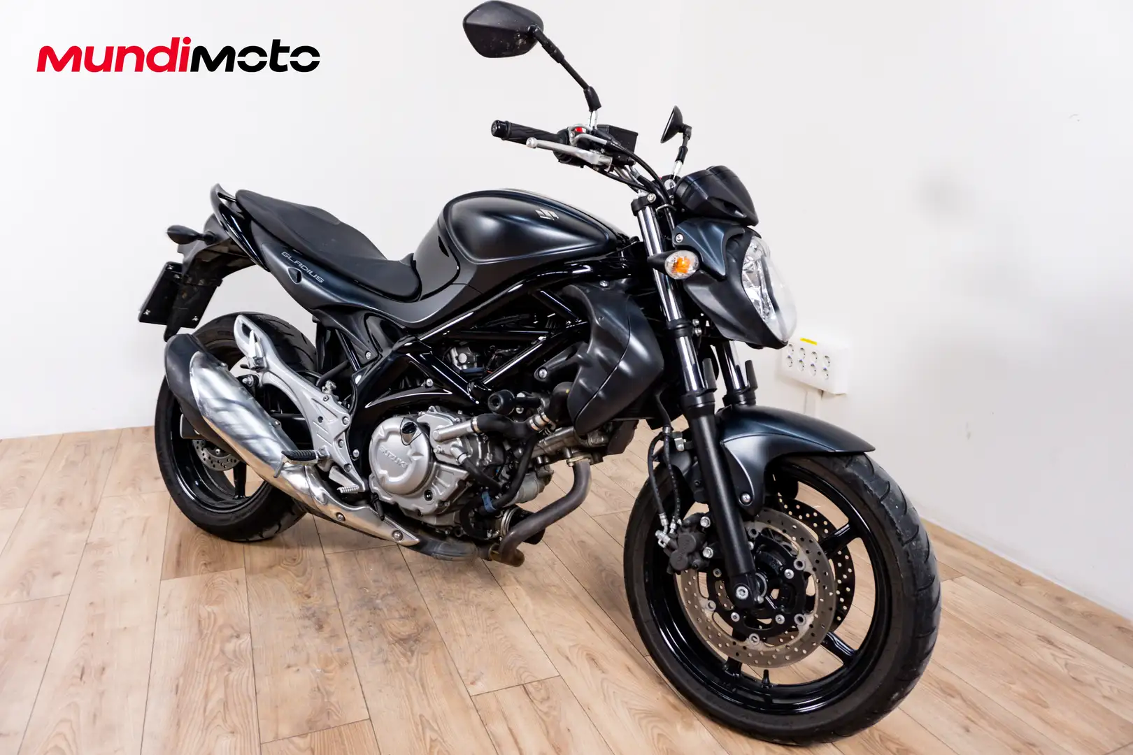 Suzuki Gladius 650 - 2