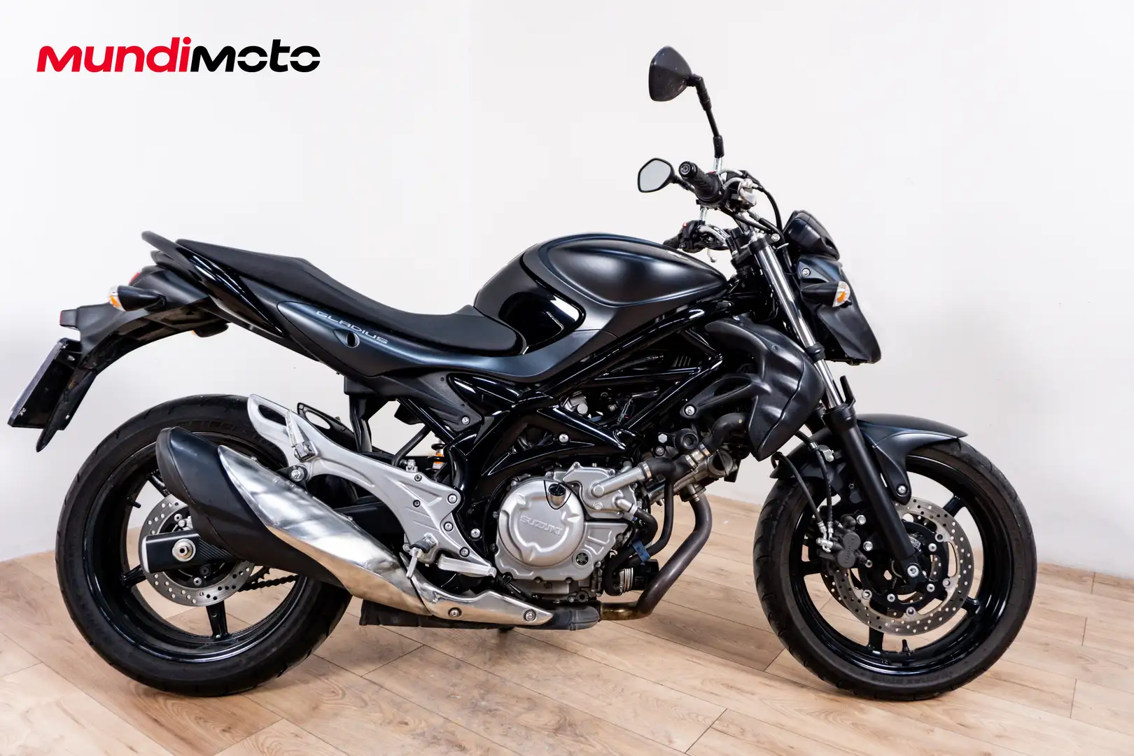 Suzuki Gladius 650 - 1