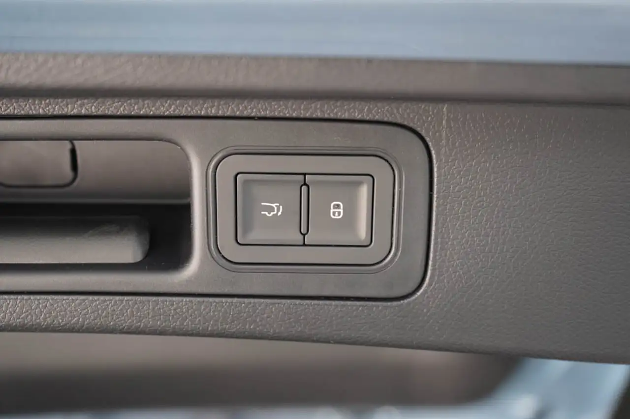 BYD Seal U DM-I 4x4 Plug In Design, миниатюра 18