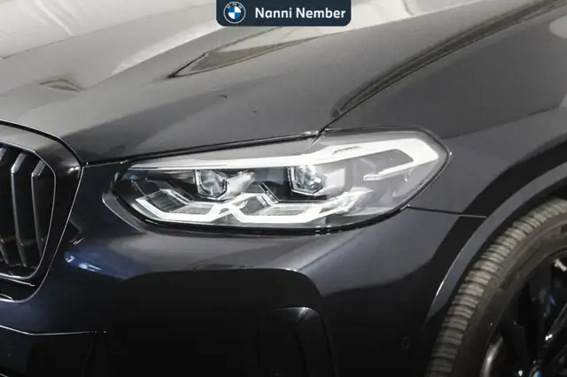 BMW X3 view 5