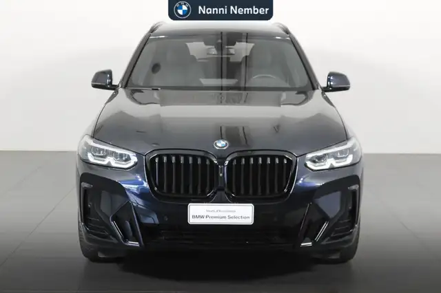 BMW X3 view 2