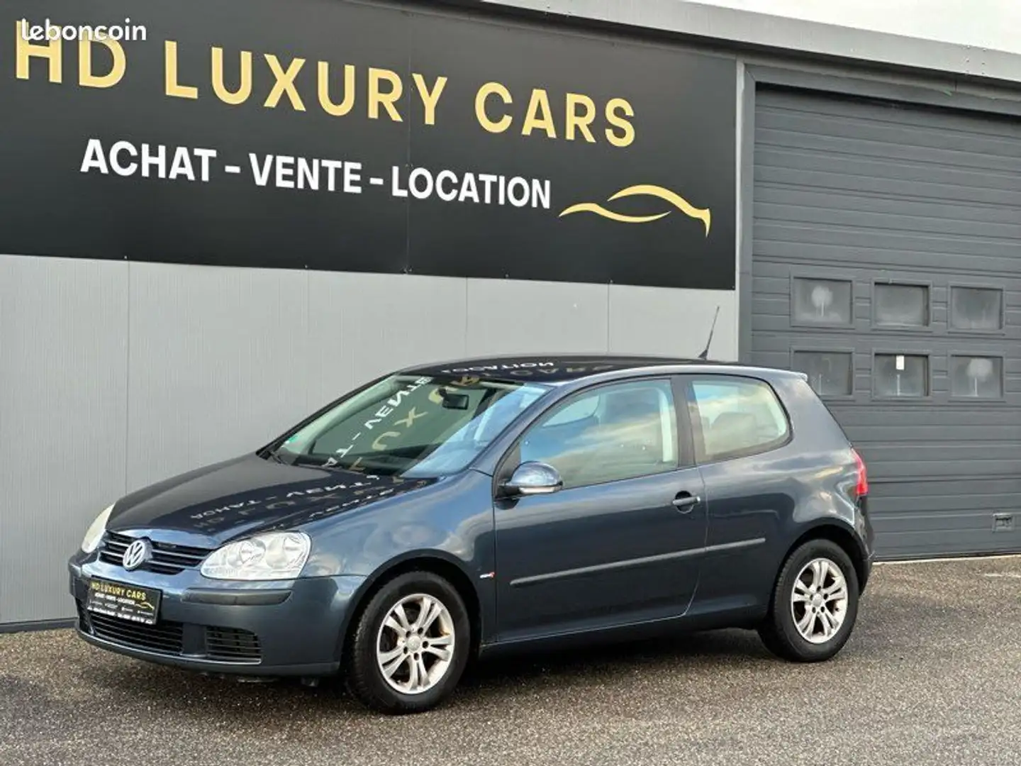 Volkswagen Golf V 1.4i 75ch Bleu - 1