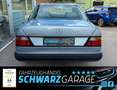 Mercedes-Benz 230 E*RESTAURIERT*TOP*H-KENNZEICHEN* Blau - thumbnail 18