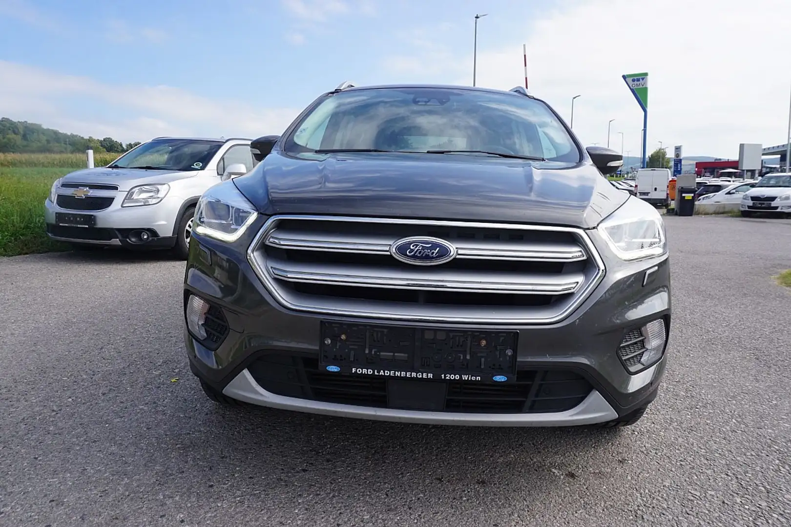 Ford Kuga 2,0 TDCi Titanium Start/Stop Powershift Aut. AWD Grau - 1