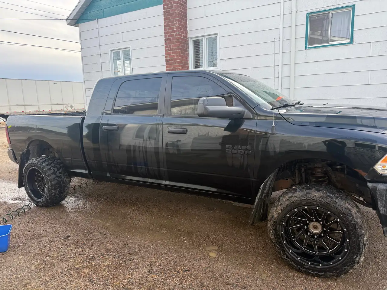 RAM 2500 снимка RAM 2500