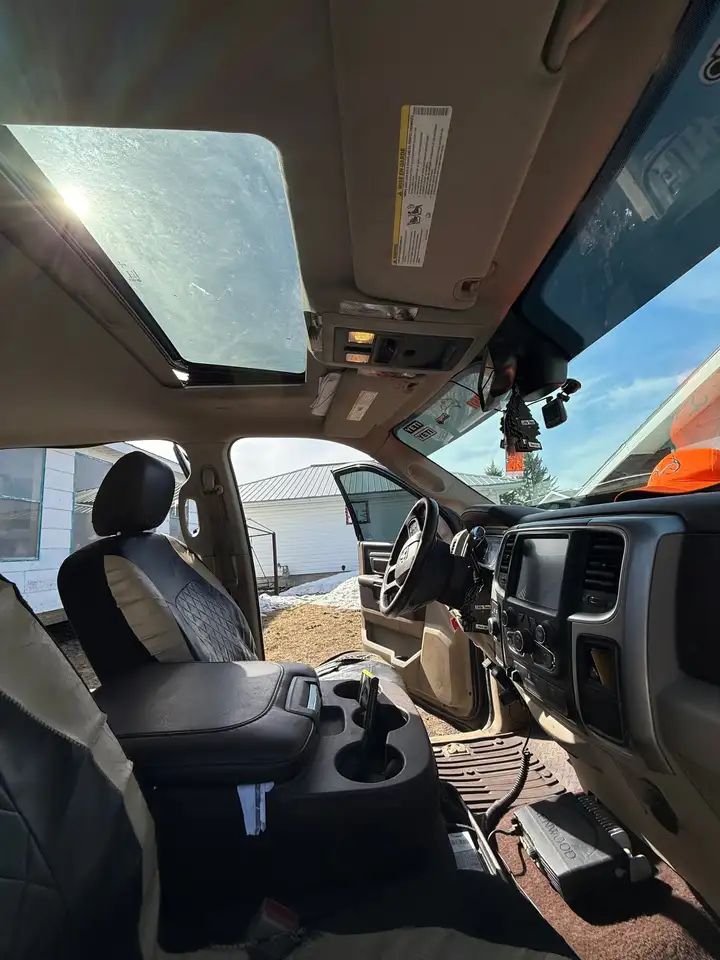 RAM 2500 снимка RAM 2500