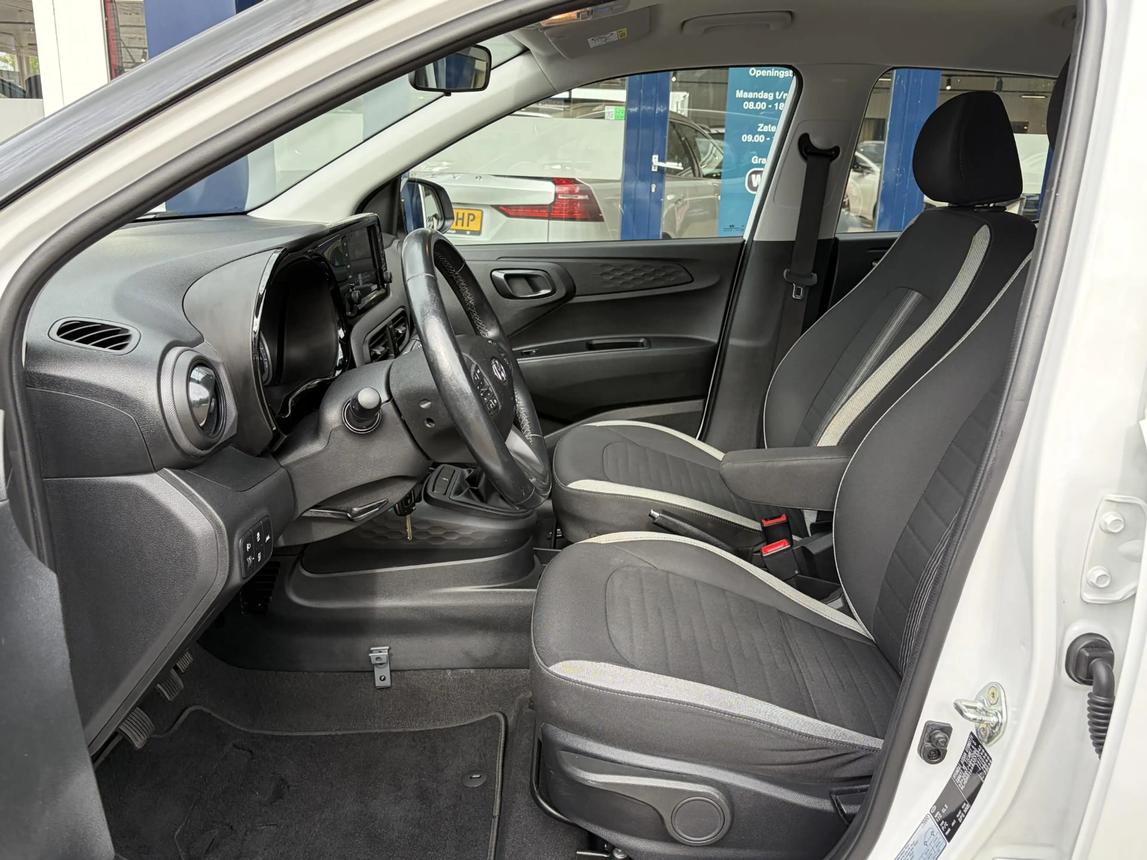 Hyundai i10 1.0 Comfort Smart 5-zits / 5-Deurs / NL-Auto / Dea — photo 12