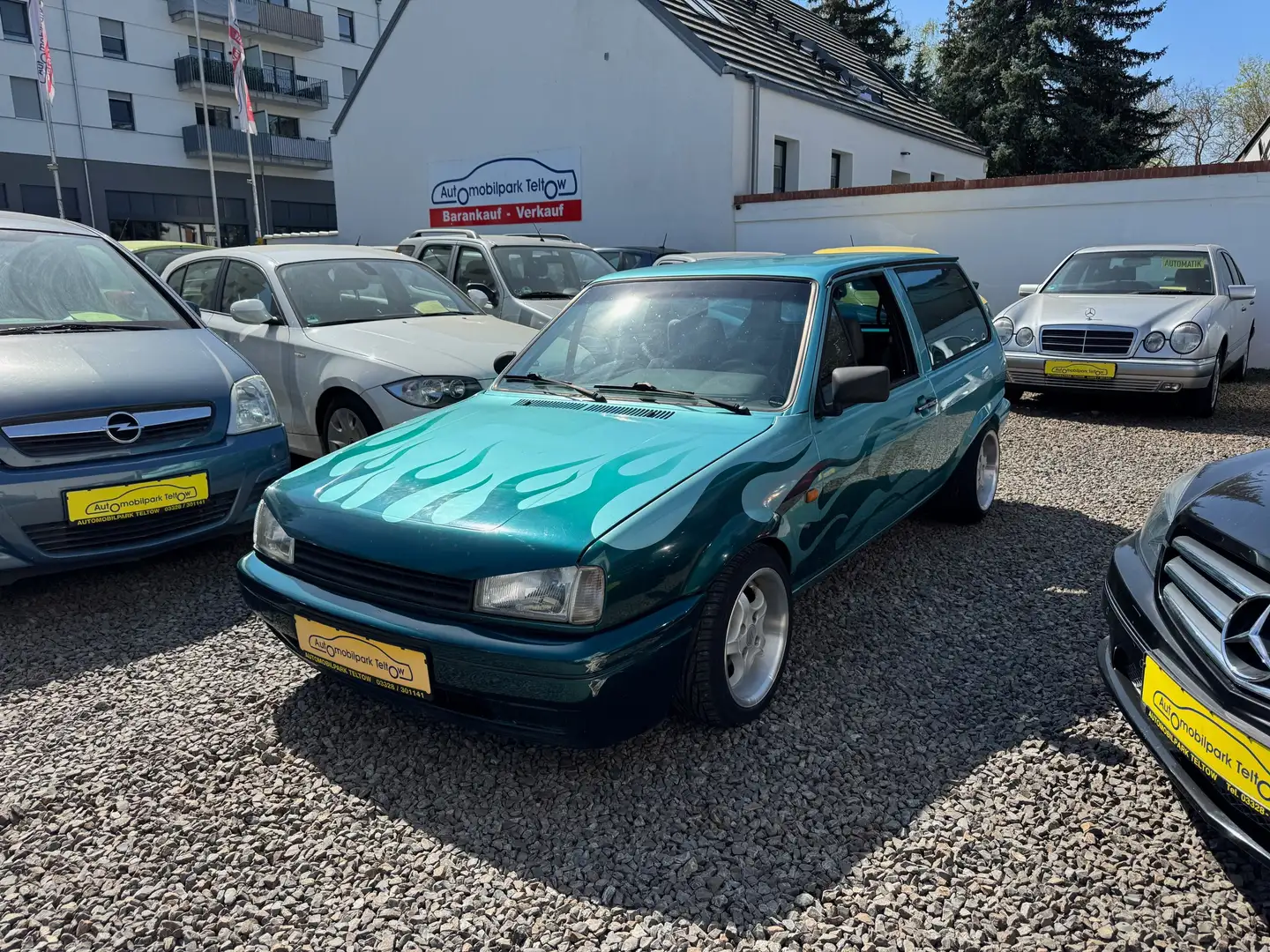 Volkswagen Polo Steilheck, Tuning Umbau, TÜV NEU Azul - 1