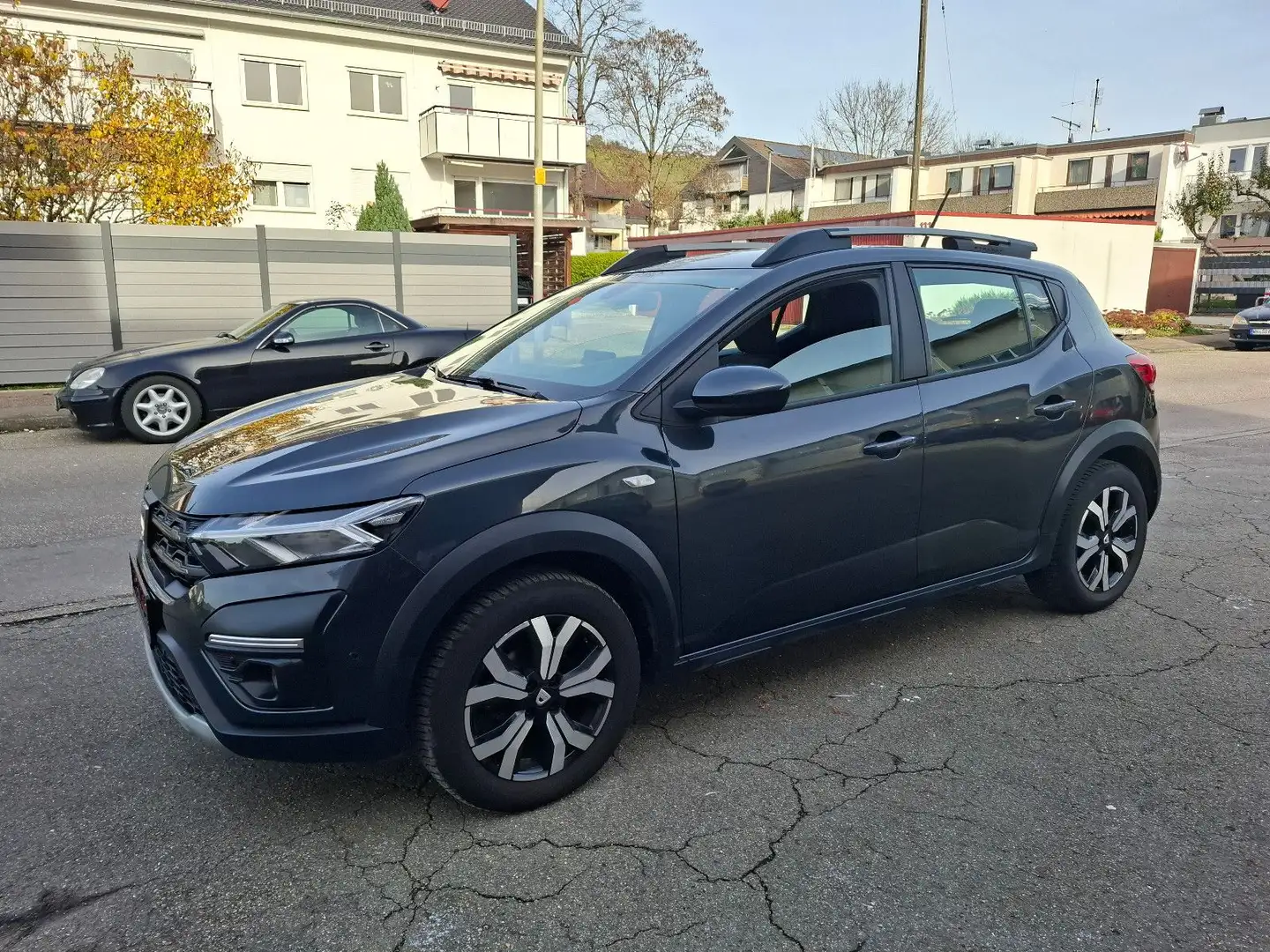 Dacia Sandero III Stepway* Navi-TV-Kamera-Klima* Gris - 1