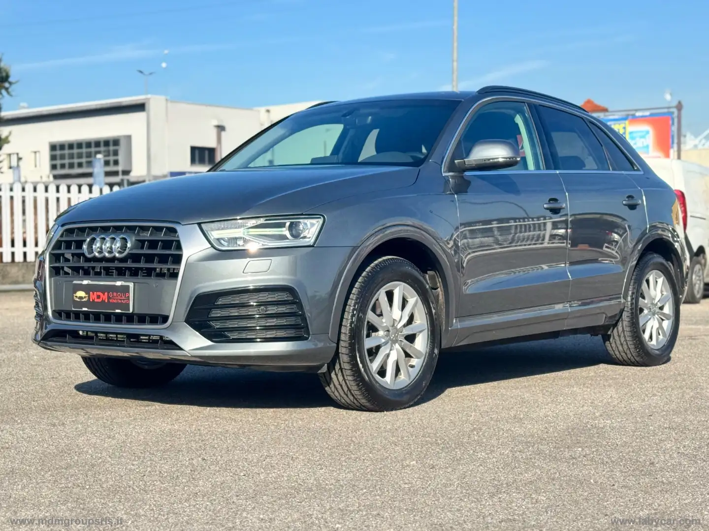 Audi Q3 2.0 TDI 120CV Sport OK NEOPATENTATI Grigio - 1