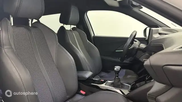 Peugeot 2008 view 15