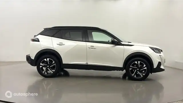 Peugeot 2008 view 4