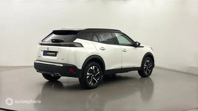 Peugeot 2008 view 5