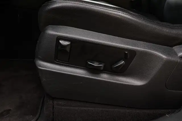 Porsche Cayenne view 15