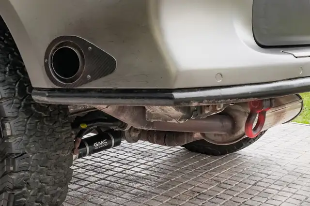 Porsche Cayenne view 11
