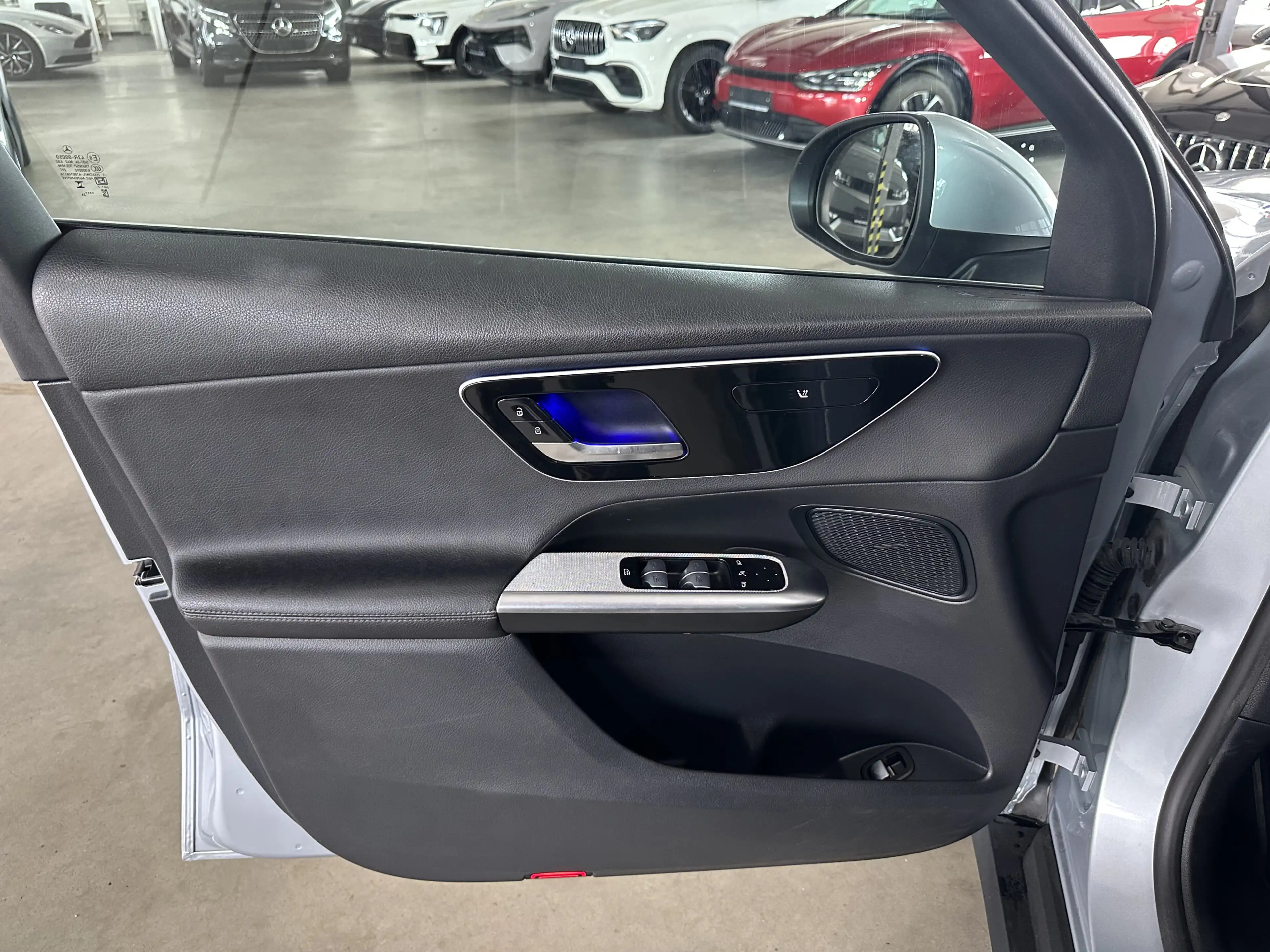 Mercedes-Benz GLC 220 d 4Matic Avantgarde AHK RFK SH — photo 11