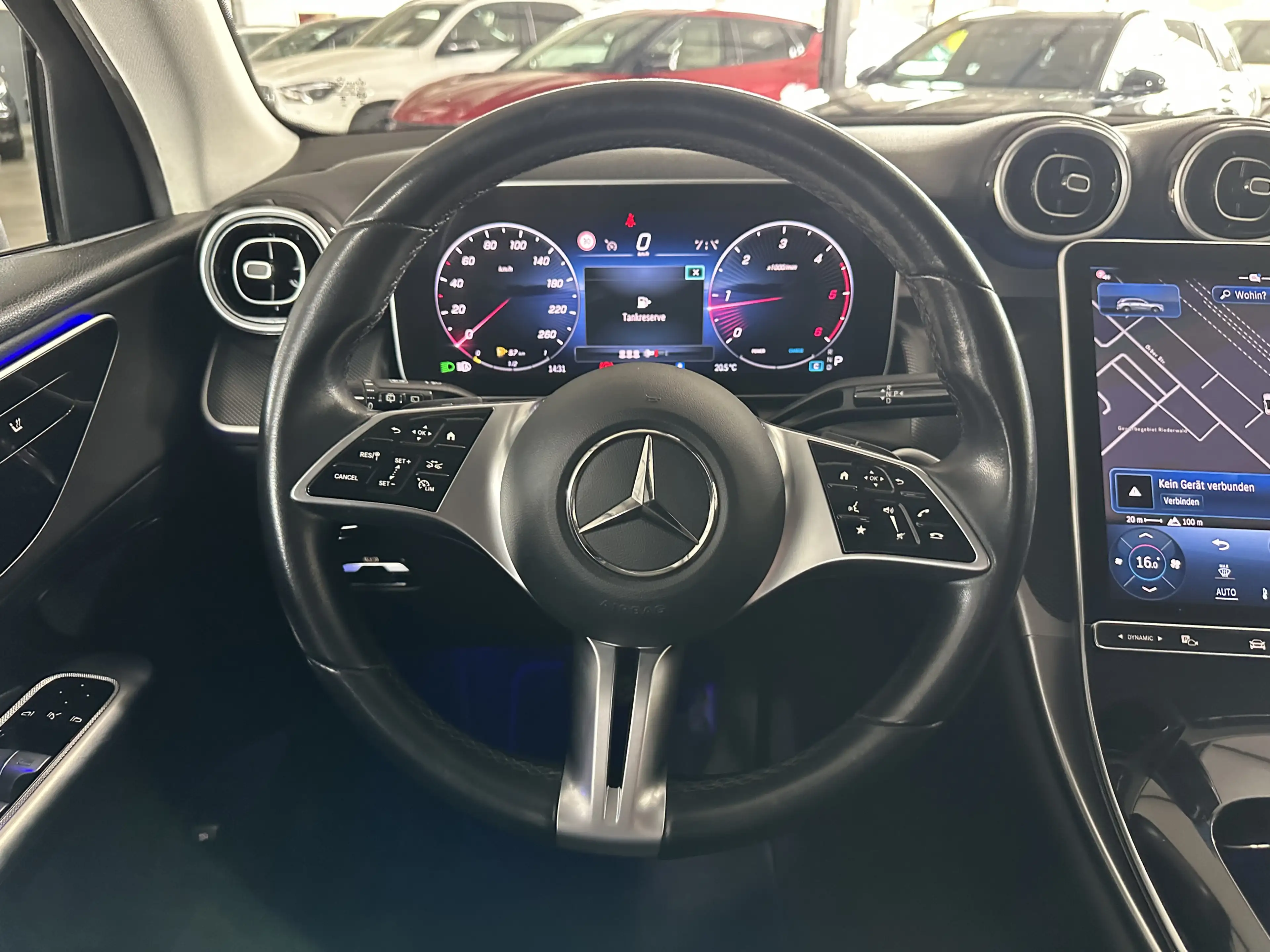Mercedes-Benz GLC 220 d 4Matic Avantgarde AHK RFK SH — photo 14