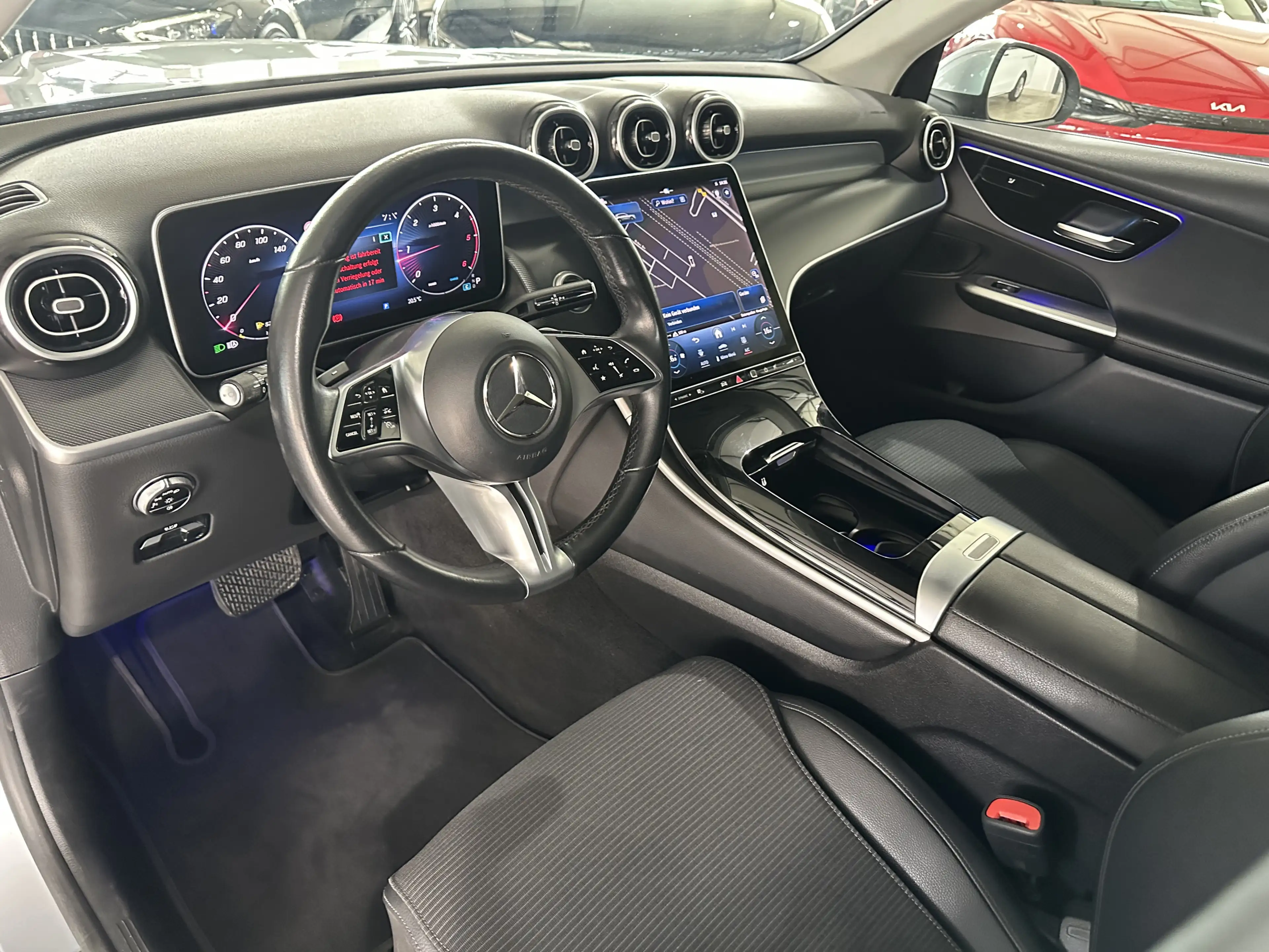 Mercedes-Benz GLC 220 d 4Matic Avantgarde AHK RFK SH — photo 13