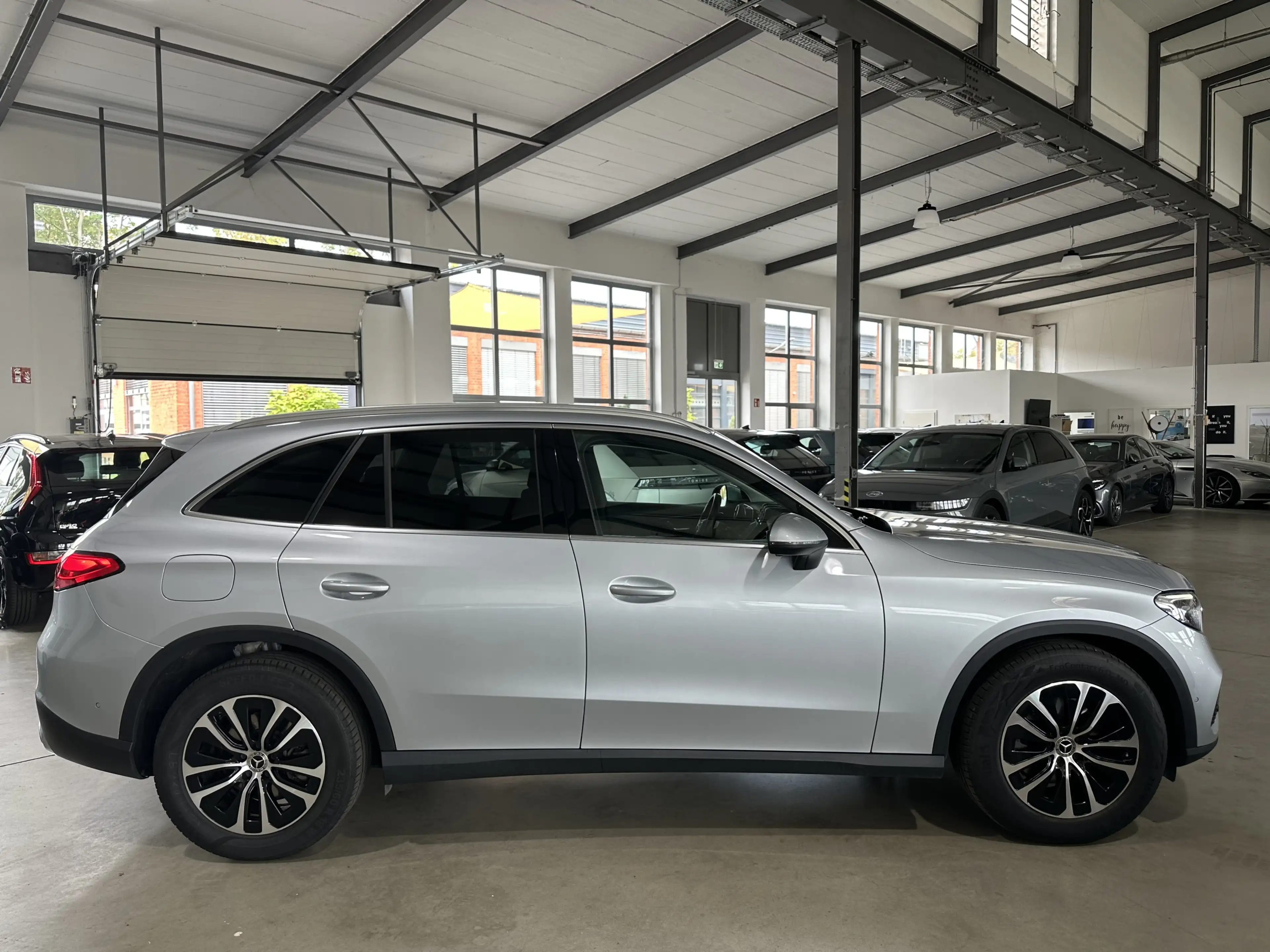 Mercedes-Benz GLC 220 d 4Matic Avantgarde AHK RFK SH — photo 5