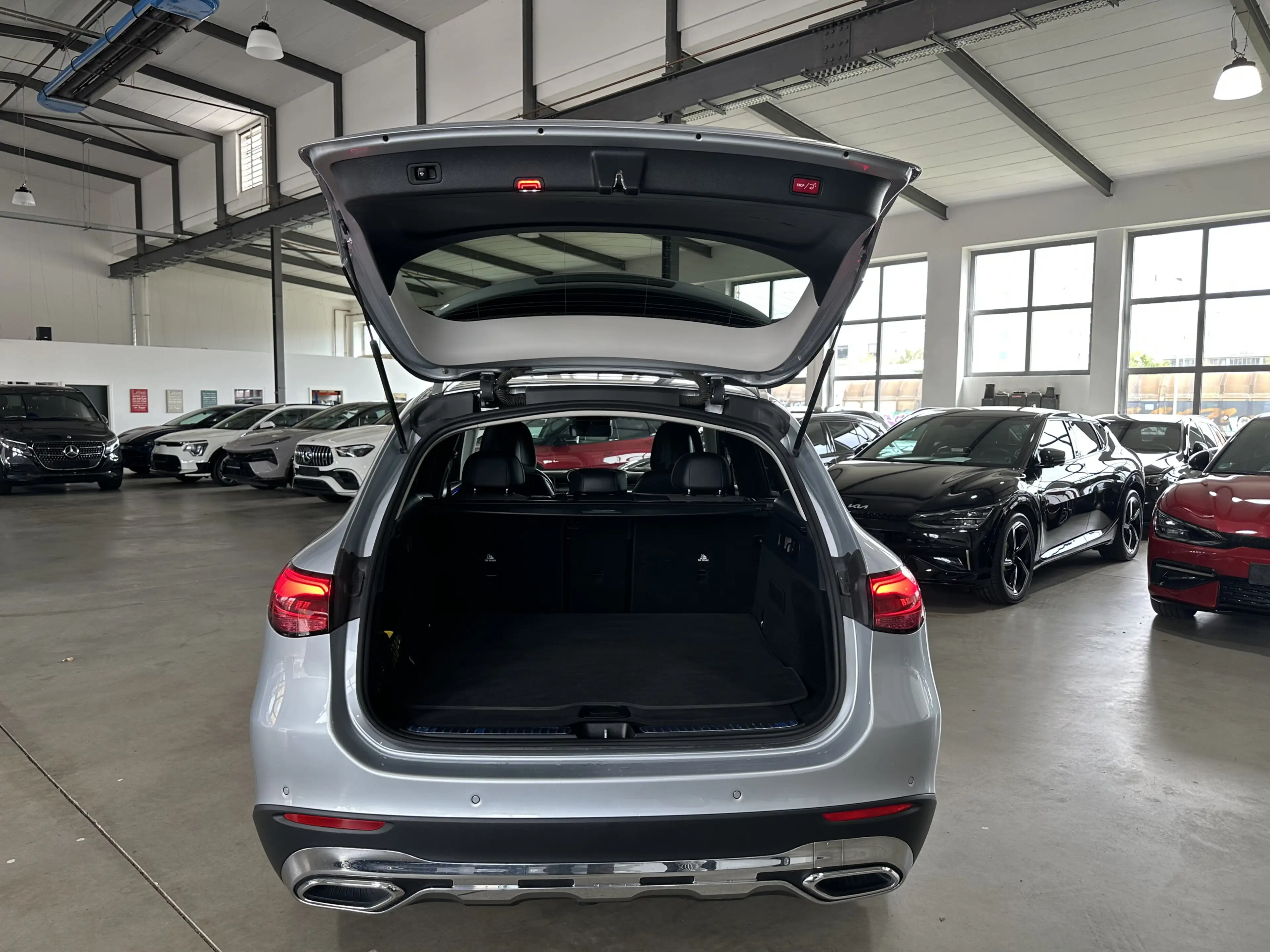 Mercedes-Benz GLC 220 d 4Matic Avantgarde AHK RFK SH — photo 21