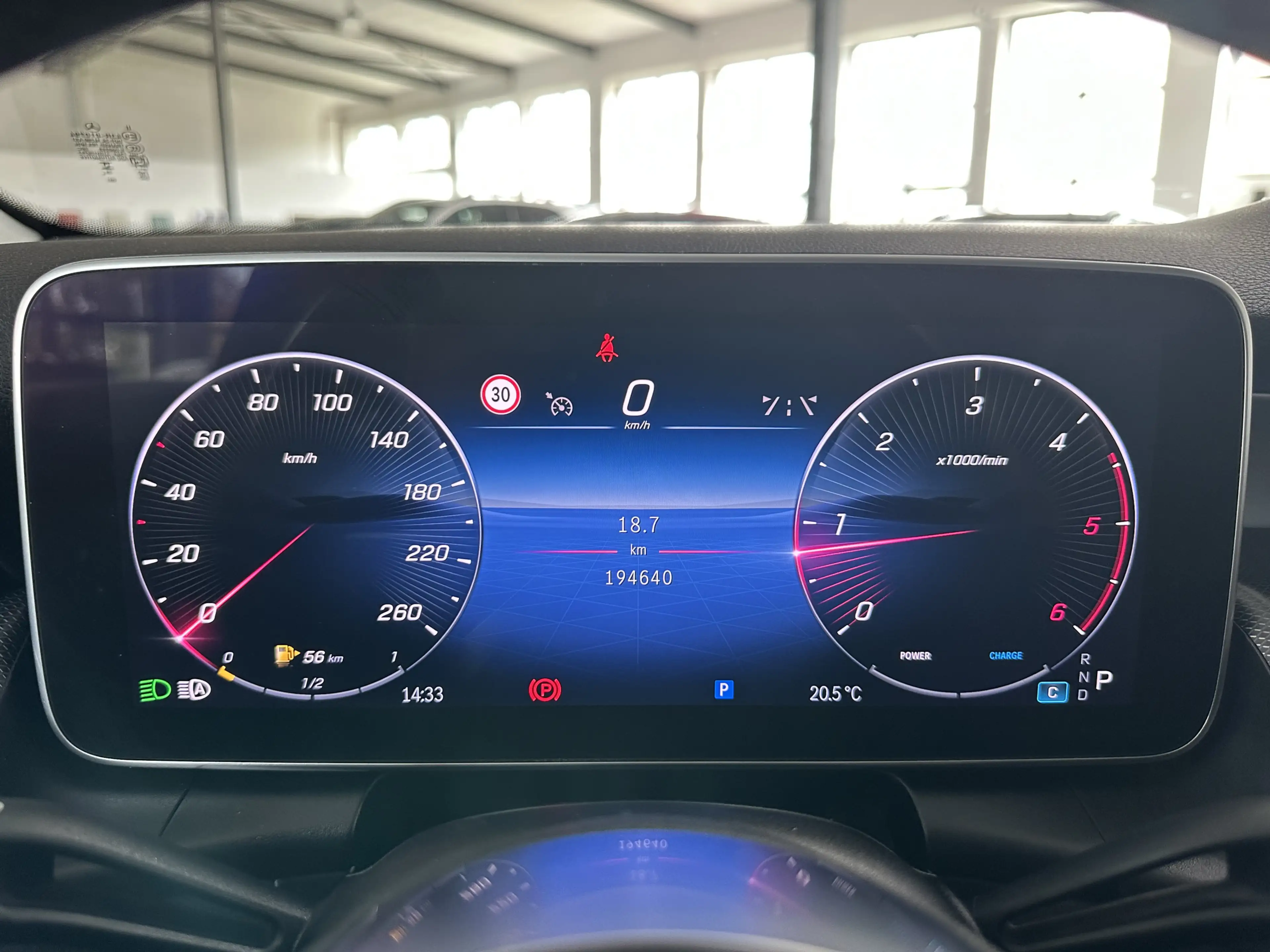 Mercedes-Benz GLC 220 d 4Matic Avantgarde AHK RFK SH — photo 27