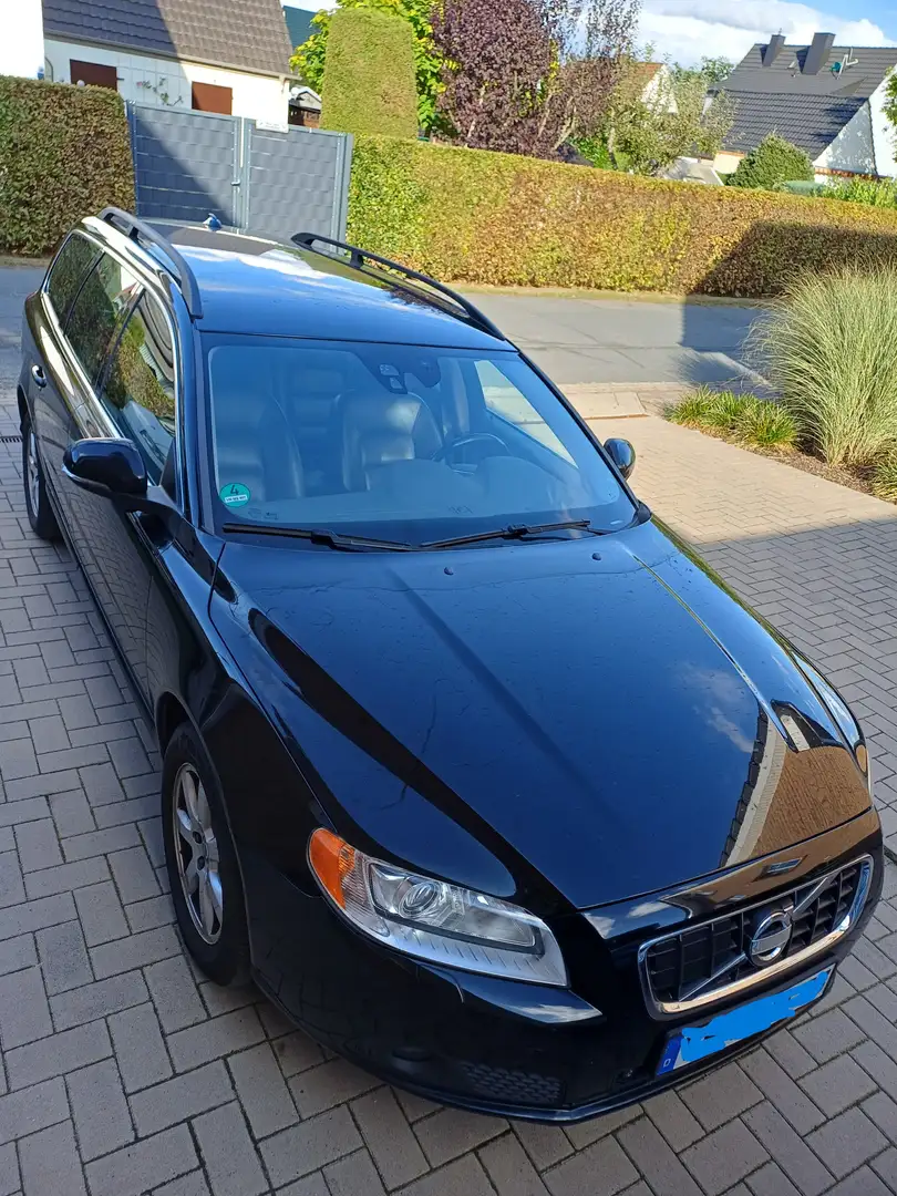 Volvo V70 V70 III D5 Summum Schwarz - 2