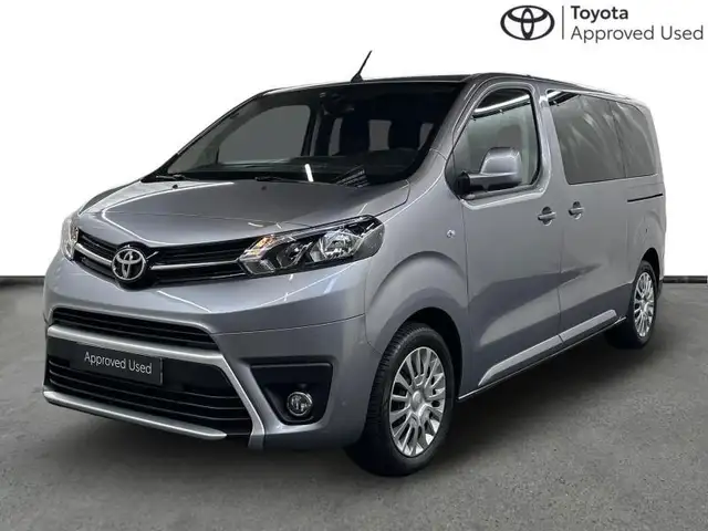 Toyota Proace Verso Shuttle MWB 2.0D 6MT