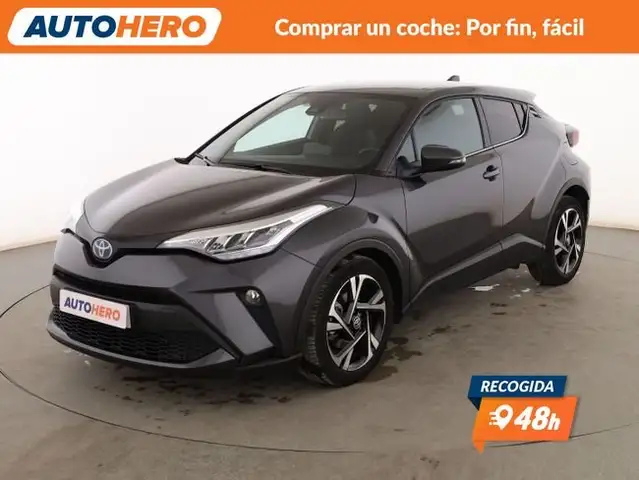 Toyota C-HR main image
