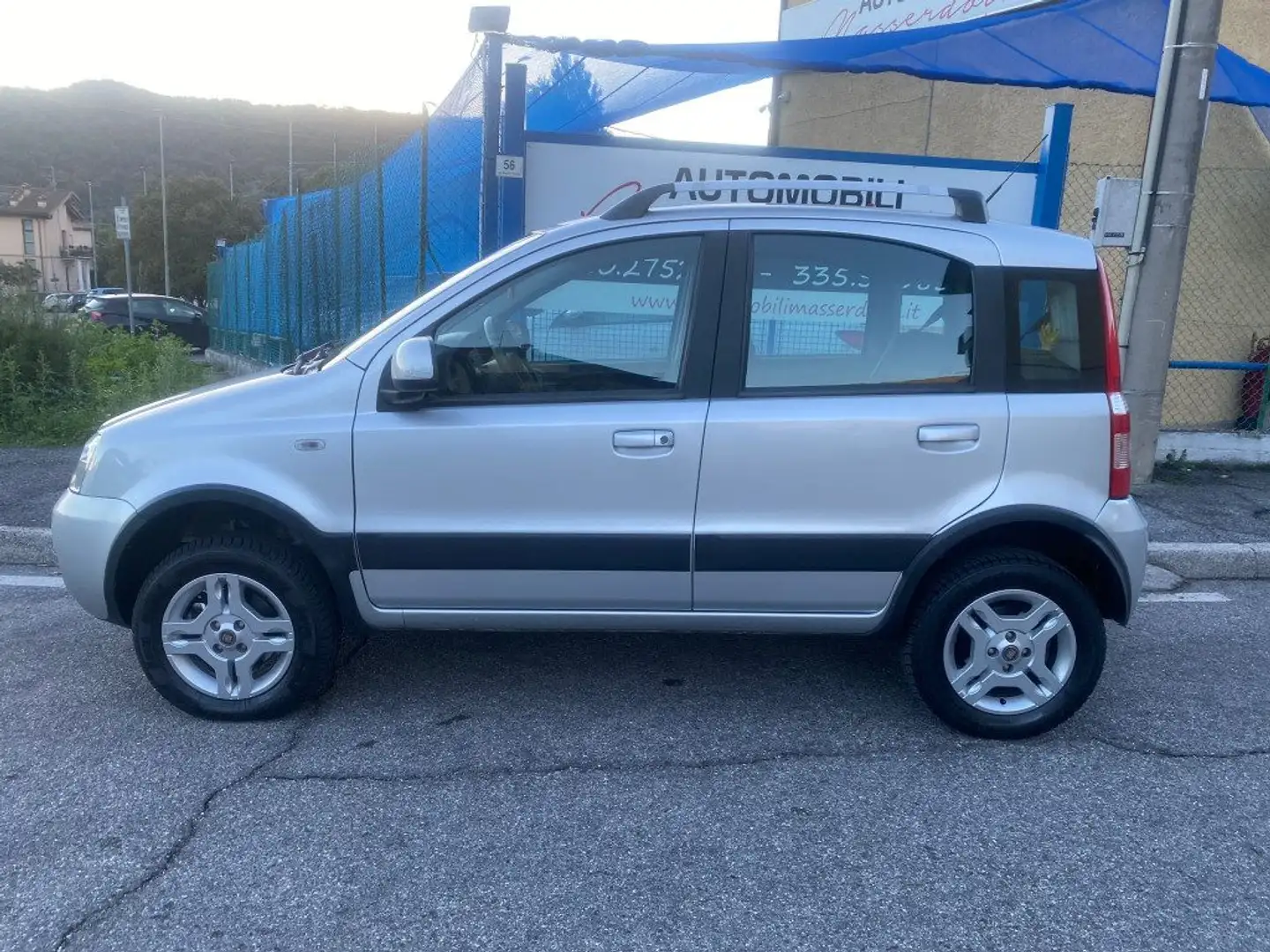 Fiat Panda 1.3 MJT 16V DPF 4x4 Climbing Plateado - 2