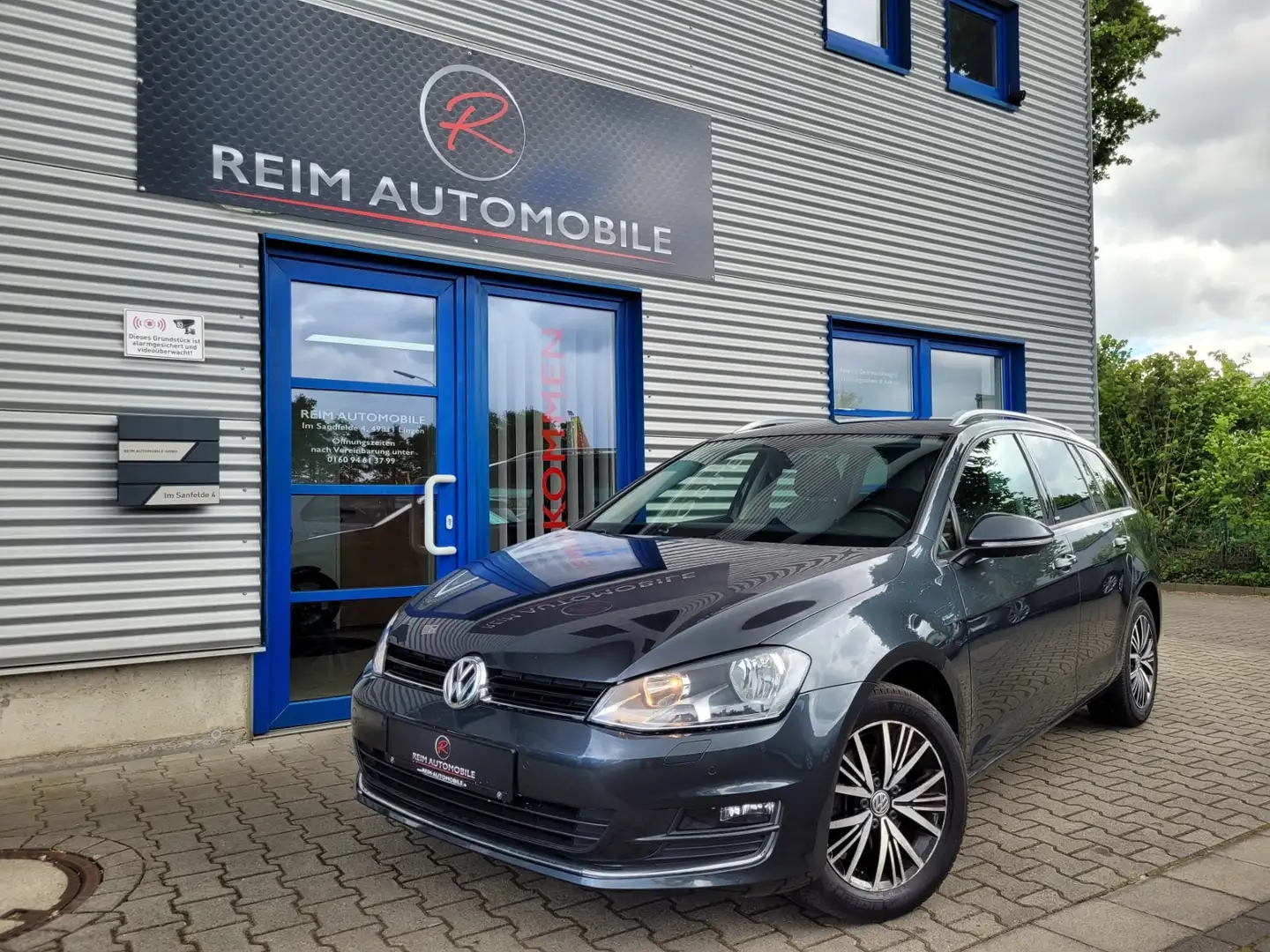Volkswagen Golf Variant VII Variant 1.2 TSI Allstar *NAVI*KAMERA*SHZ*ALU* Grau - 1