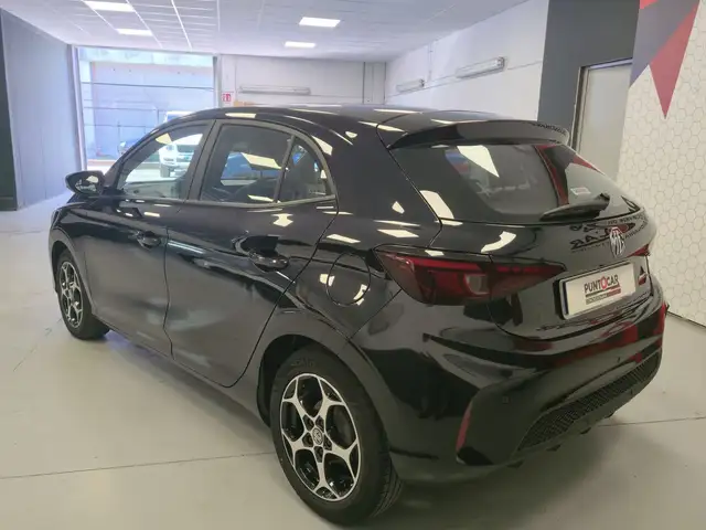 MG MG3 view 4