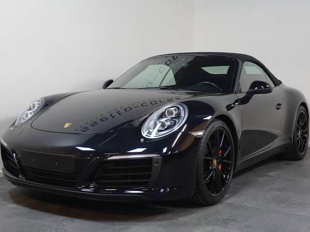 Porsche 991 911 Carrera 4 Cabriolet PDK