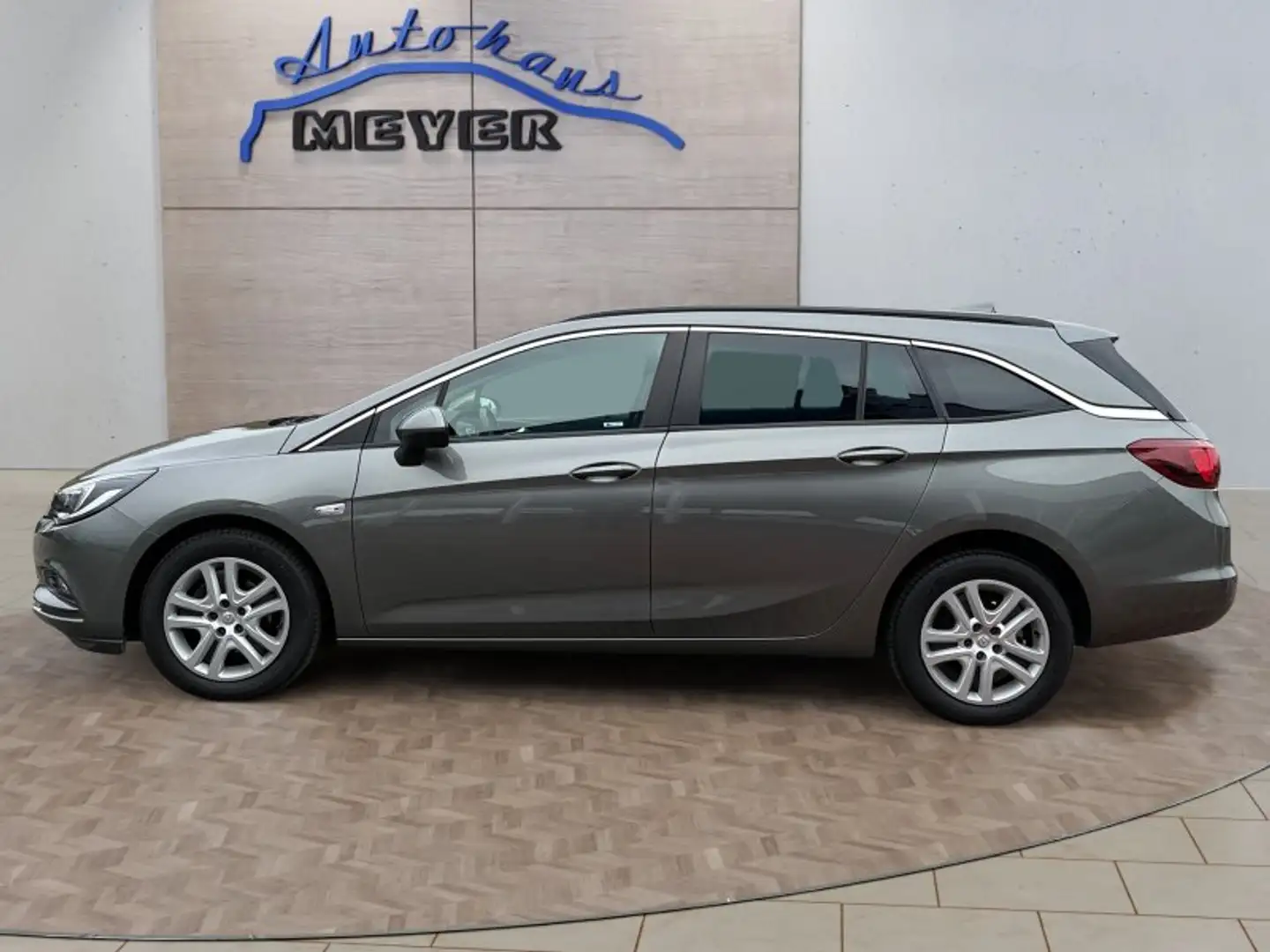 Opel Astra Sportstourer 1,4T 150PS Navi/Winterp/Temp/2-Z.Klim Grigio - 2