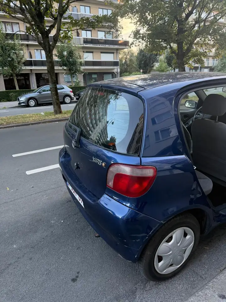 Toyota Yaris 1.3i 16v Linea Sol, foto 6