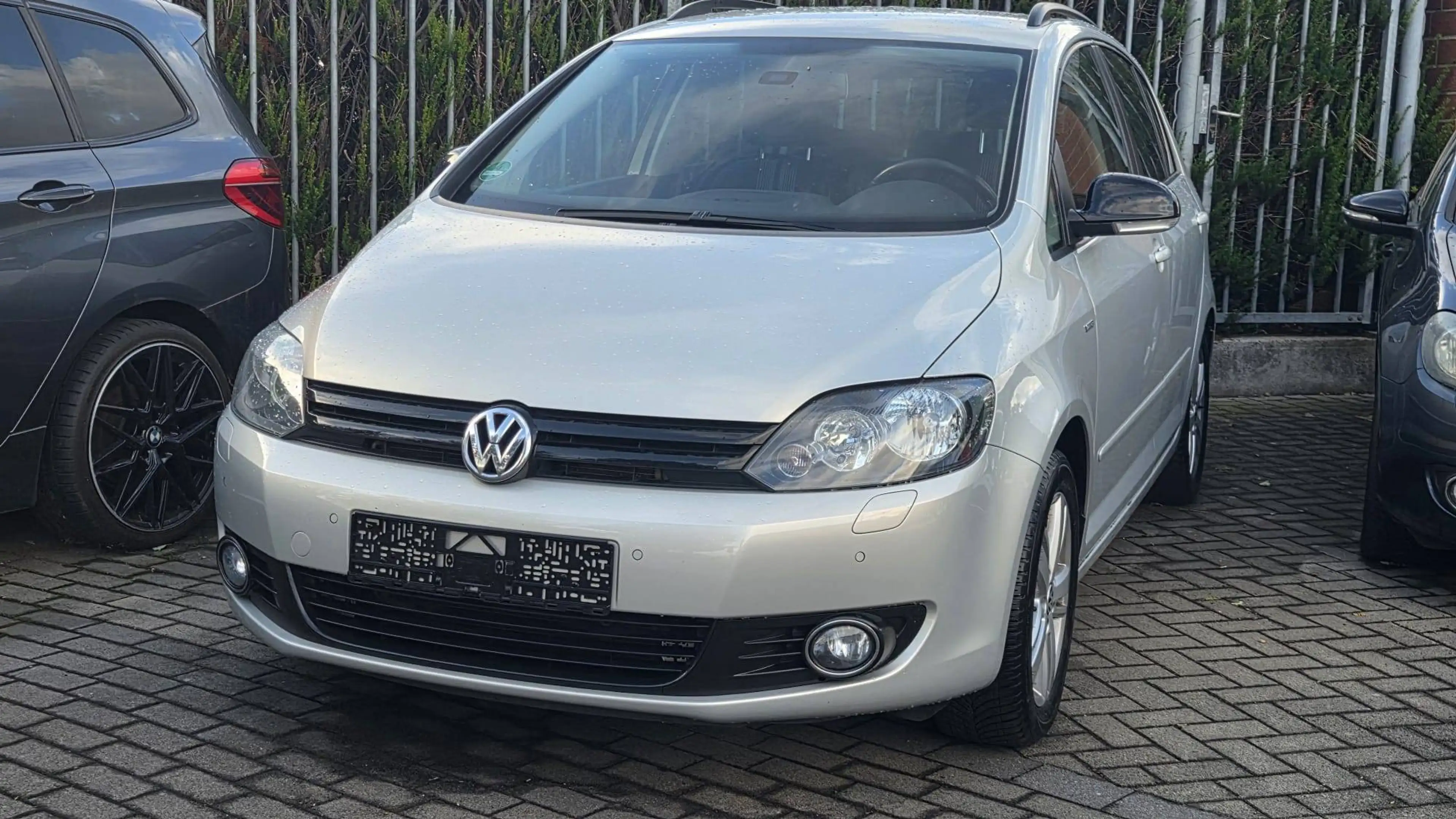 Volkswagen Golf Plus Match Sitzheizung Klimaautomatik — photo 5