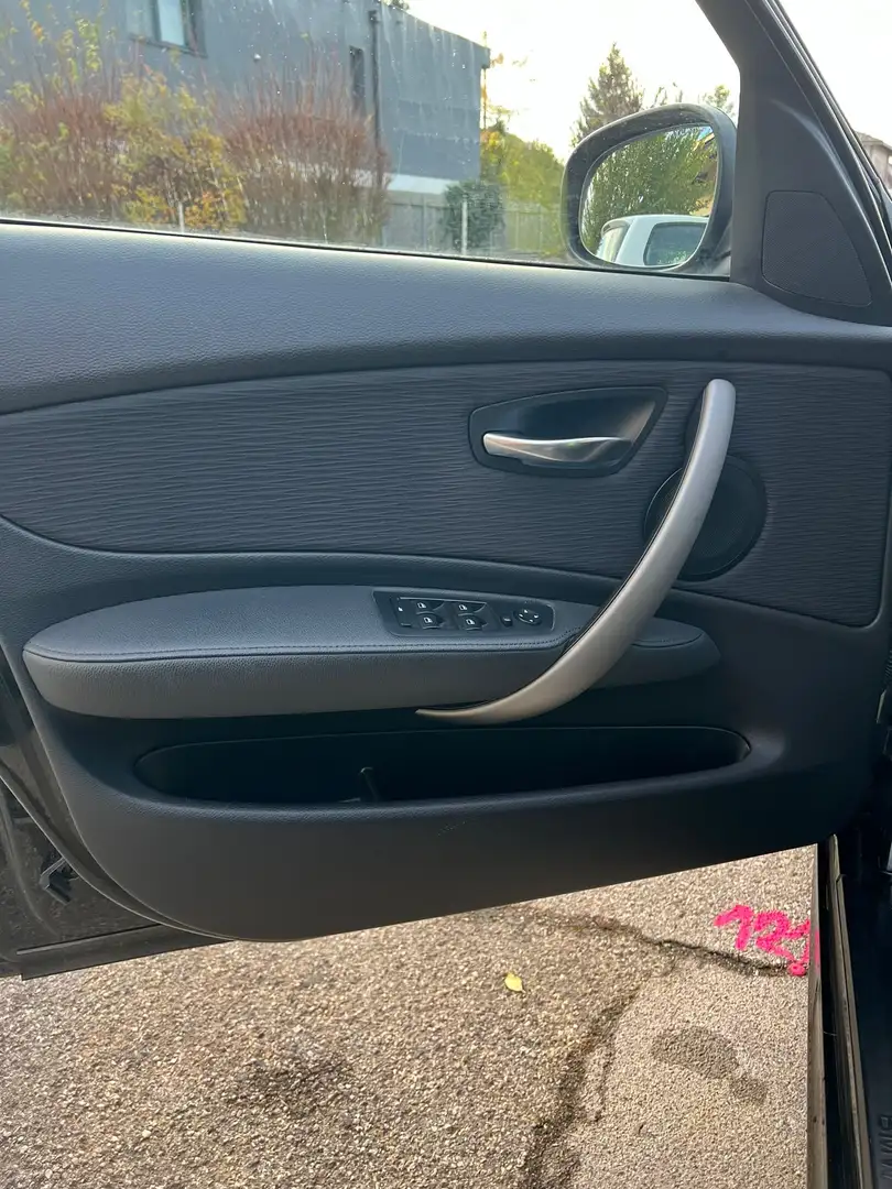 BMW 116 116i Schwarz - 2