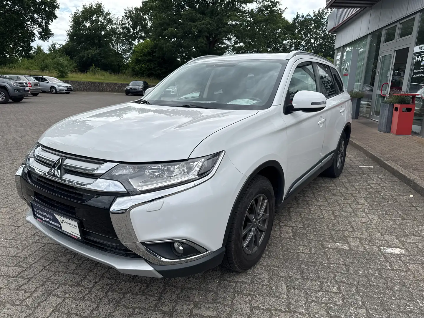 Mitsubishi Outlander Top 4WD Wit - 1