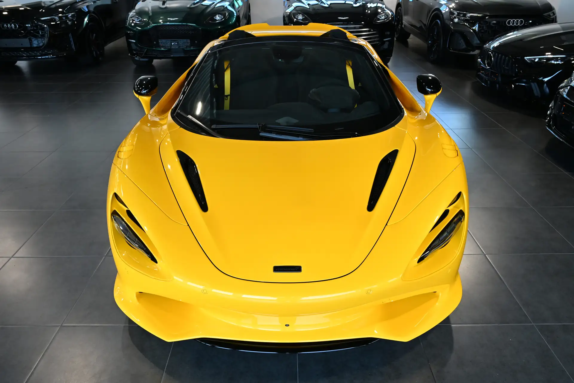 맥라렌 750S 750 2026 노랑 사진 6