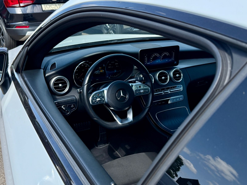 Mercedes-Benz C 180 *AMG*VIRT.CP*NIGHT*PANO*AMBIENT*RFK*LED* — photo 11